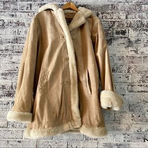 Vintage Wilson’s leather suede/Sherpa hooded coat
